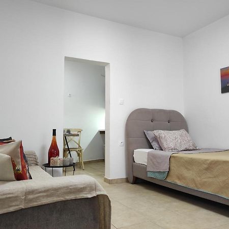 Secret Stories Studio Apartment Heraklion  ภายนอก รูปภาพ