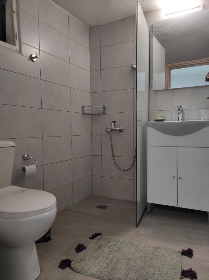 Secret Stories Studio Apartment Heraklion  ภายนอก รูปภาพ